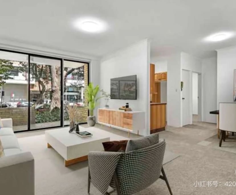 Furnished room in a flatshare