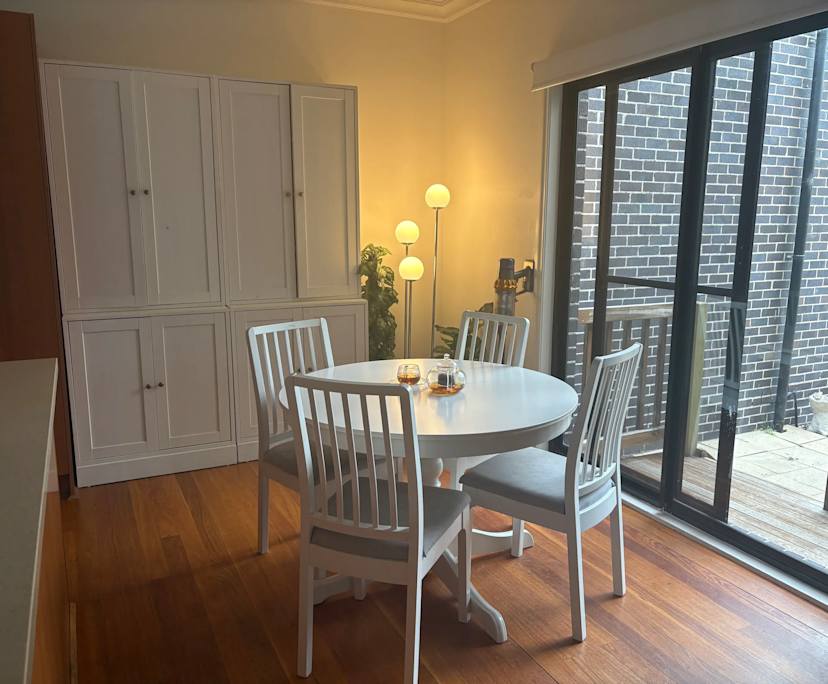 $300, Share-house, 3 bathrooms, Newport VIC 3015