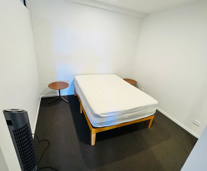 Furnished room with own bathroom