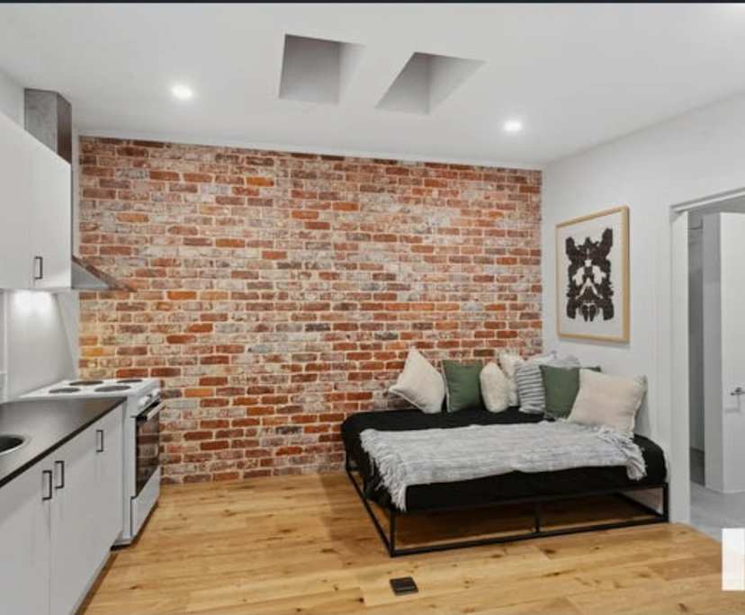Furnished room granny flat for rent