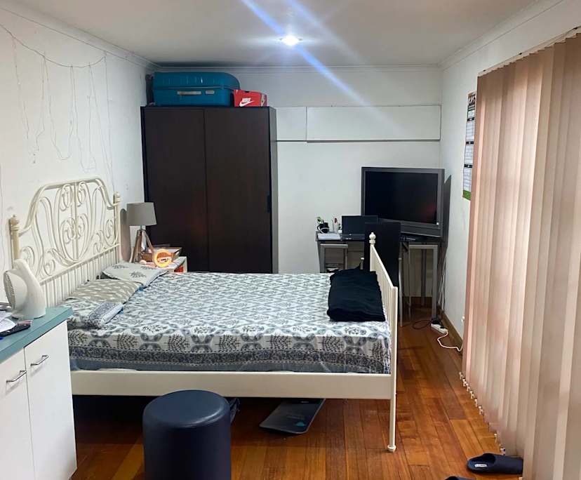 propertyImage
