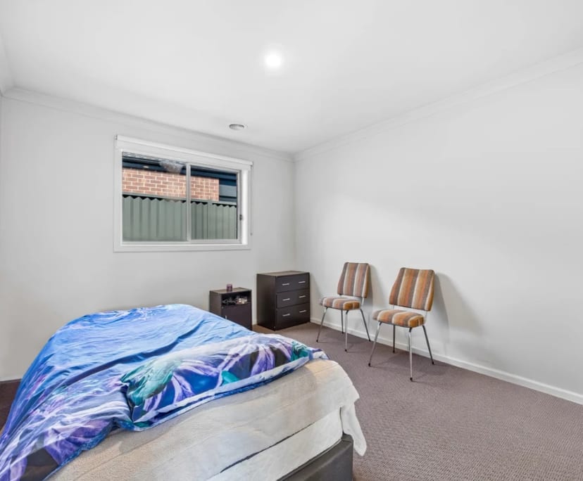 Unfurnished room in a share house