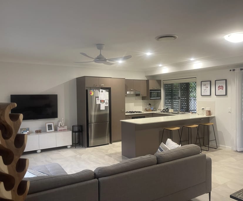 Unfurnished room with own bathroom