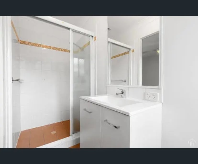 Furnished room with ensuite in a share house