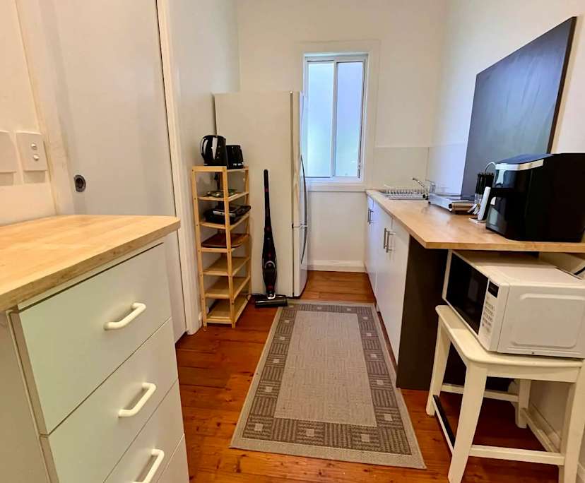 $420, Granny-flat, 1 bathroom, Thirroul NSW 2515