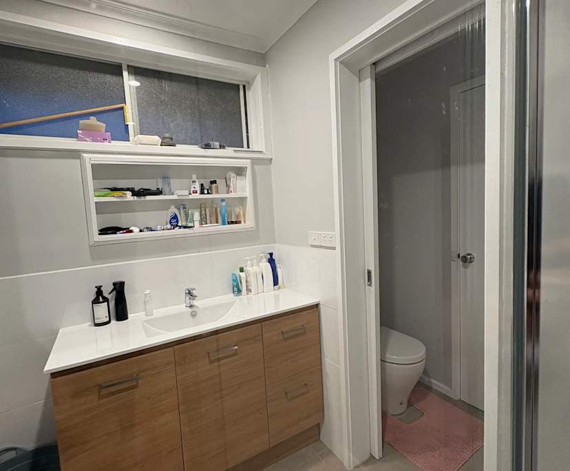 $280, Share-house, 2 bathrooms, Burwood East VIC 3151