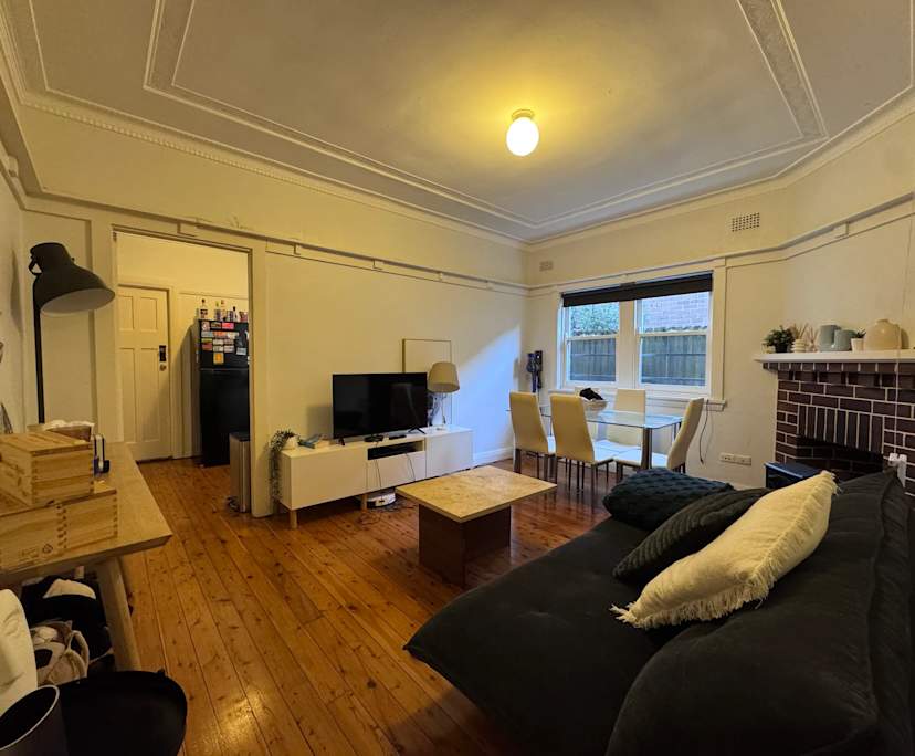 Whole property with 2 rooms for rent