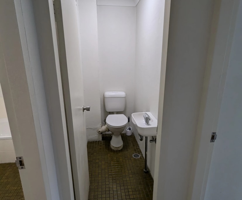 $1,050, Whole-property, 2 bathrooms, Ultimo NSW 2007