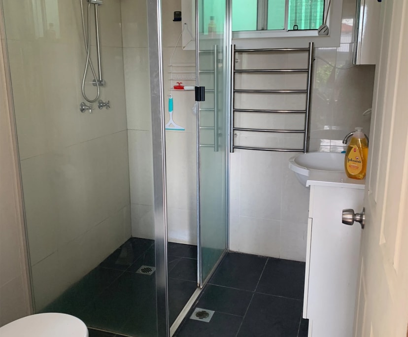 Granny Flat for Rent in Chester Hill, Sydney 300,...