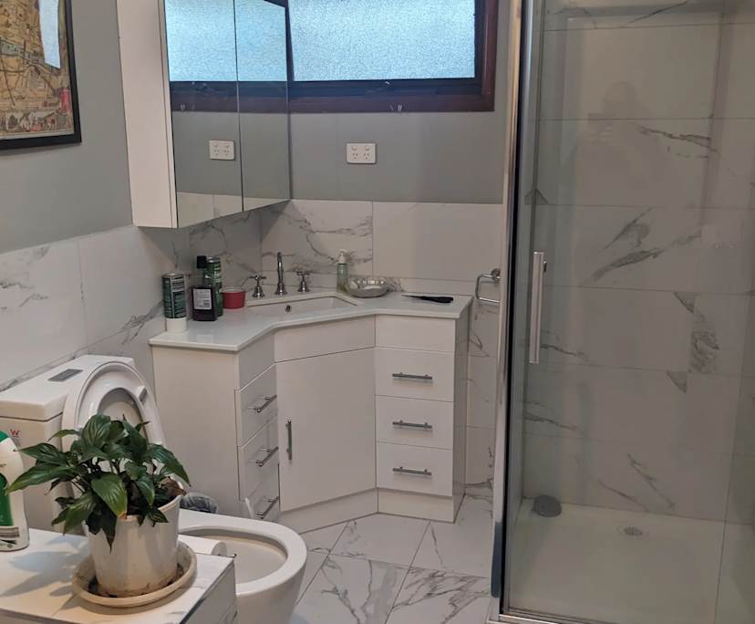 Furnished room in a share house