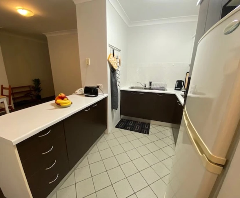 $350, Student-accommodation, 2 rooms, Taringa QLD 4068, Taringa QLD 4068