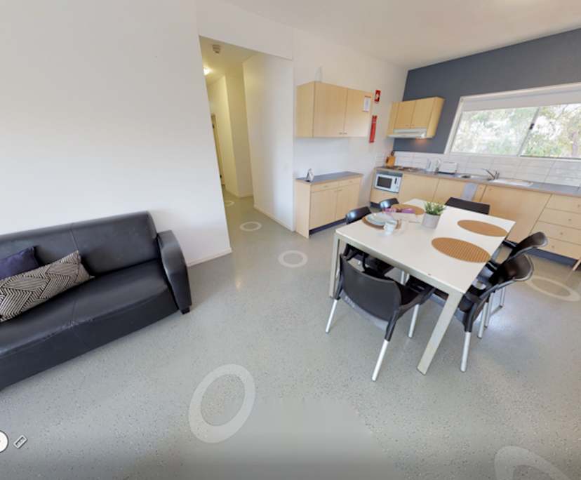 $360, Student-accommodation, 1 bathroom, Southport QLD 4215