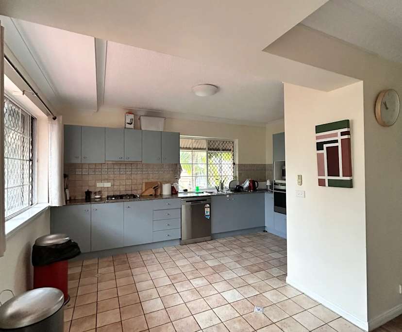 Furnished room with own bathroom