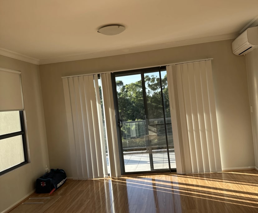 Unfurnished room with own bathroom