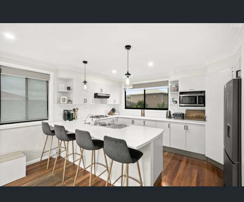 Unfurnished room with own bathroom