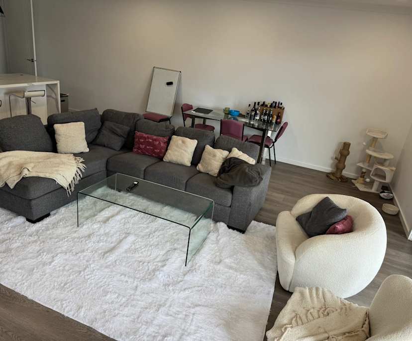 Room in a share house