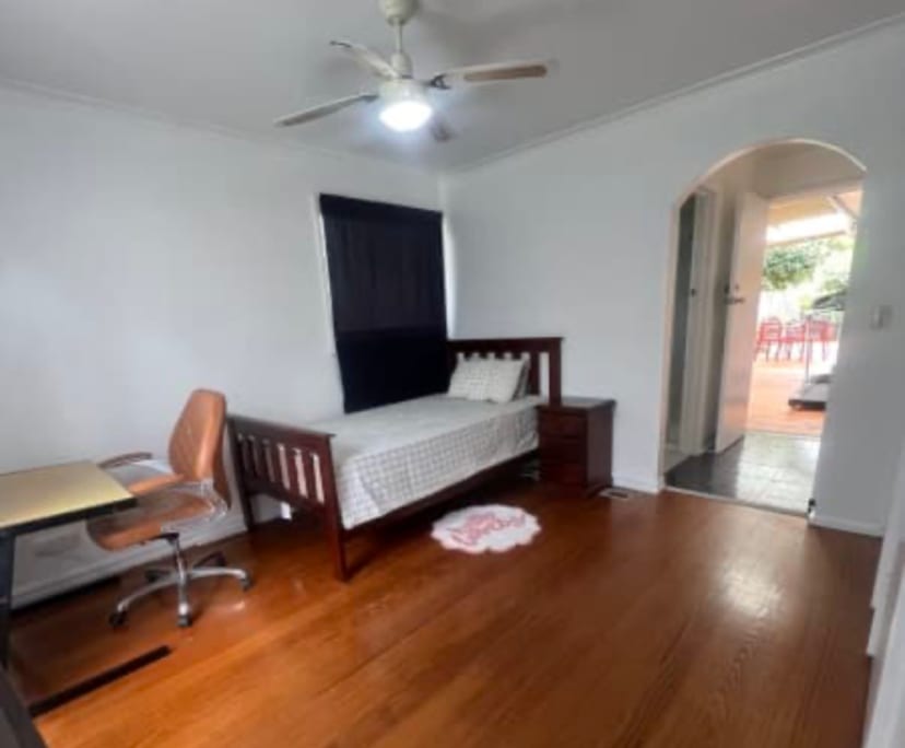 Shared Room for Rent in Mulgrave, Melbourne 350,