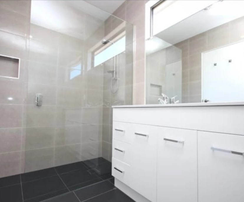 Unfurnished room in a share house
