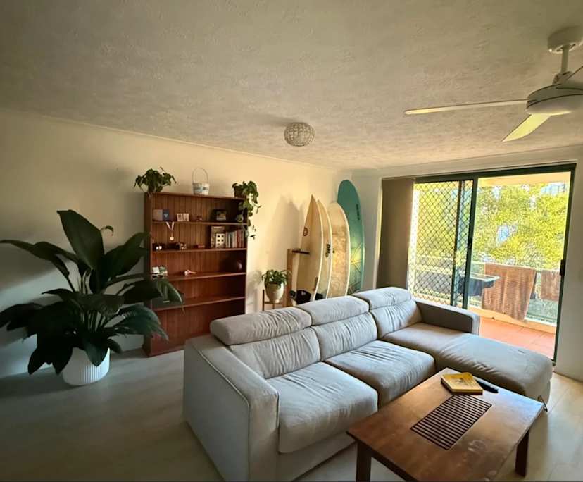 Whole property with 2 rooms for rent