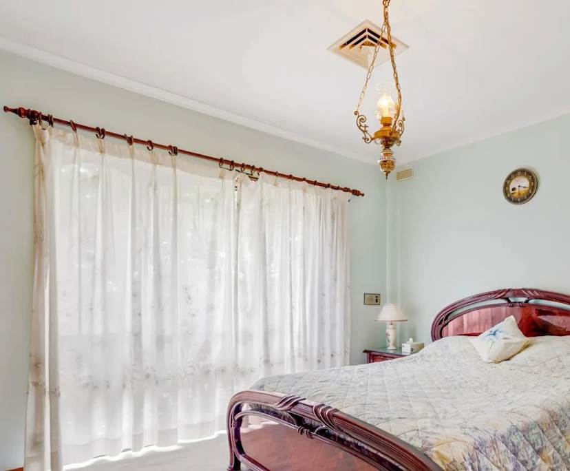 Furnished room with ensuite in a share house