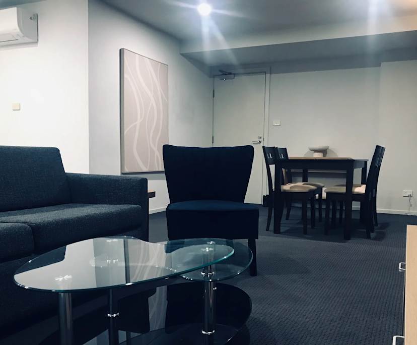 Furnished room in a flatshare