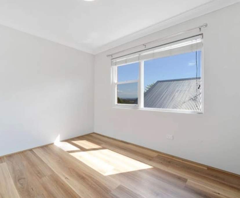 Unfurnished room with own bathroom