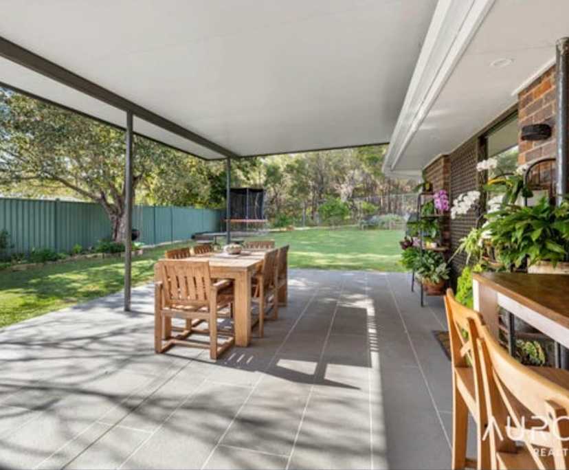 Whole property with 3 rooms for rent