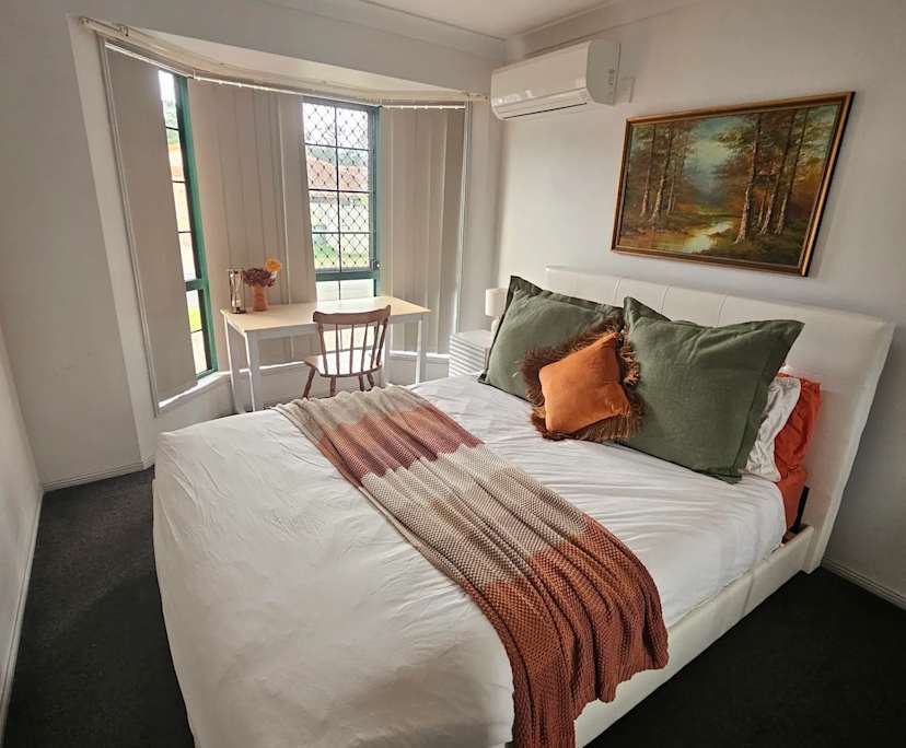 Furnished room with own bathroom