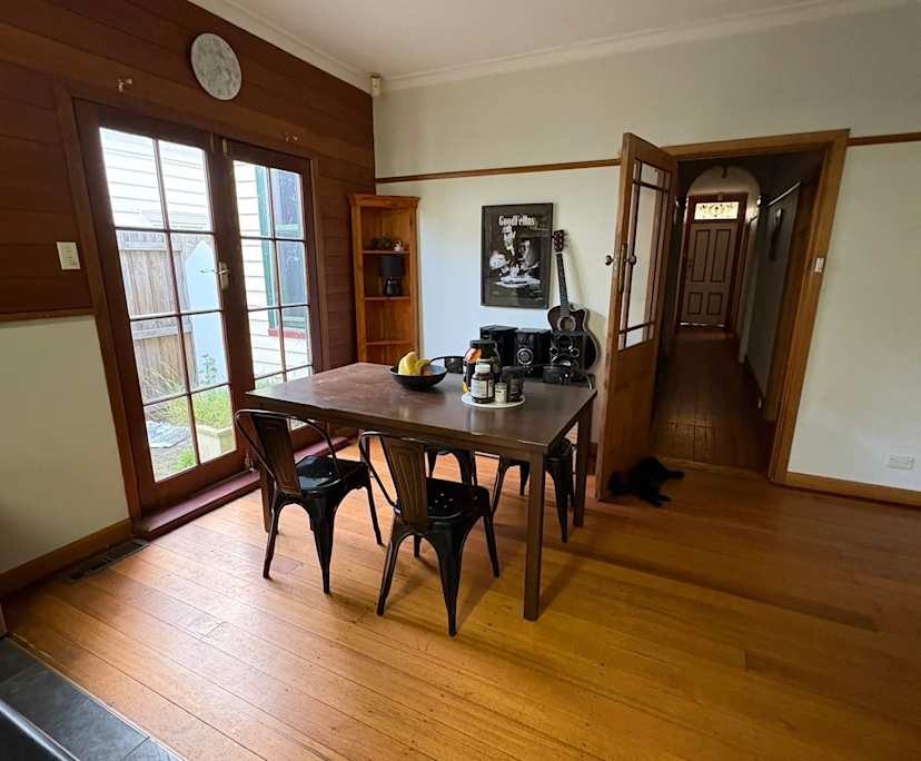 Unfurnished room in a share house