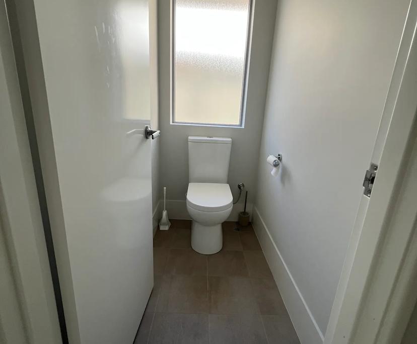 $280, Share-house, 3 bathrooms, South Guildford WA 6055