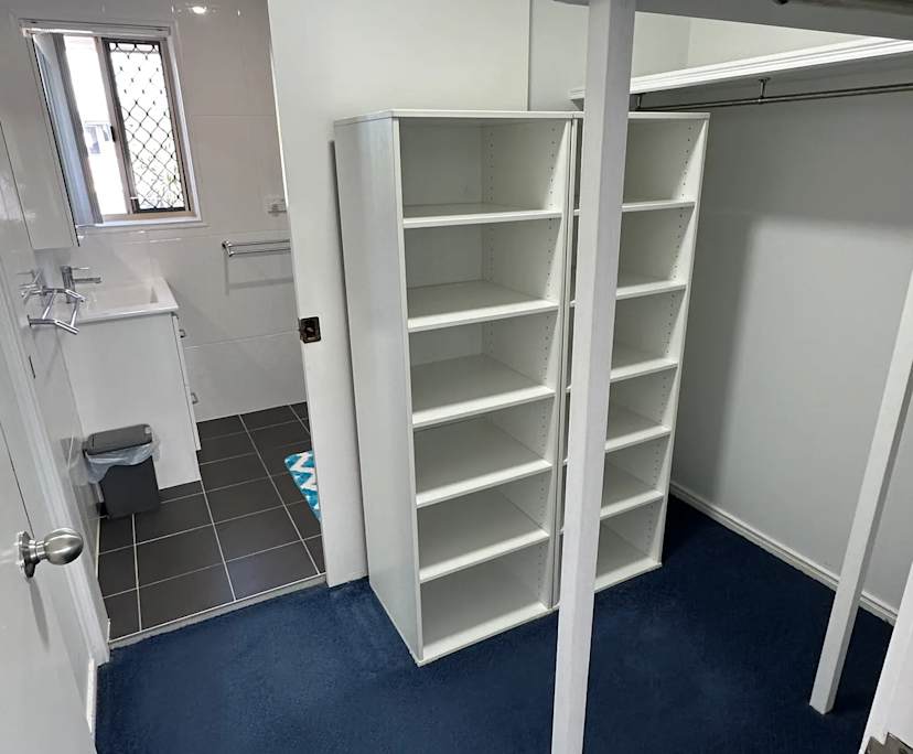 $450, Share-house, 4 bathrooms, Redland Bay QLD 4165