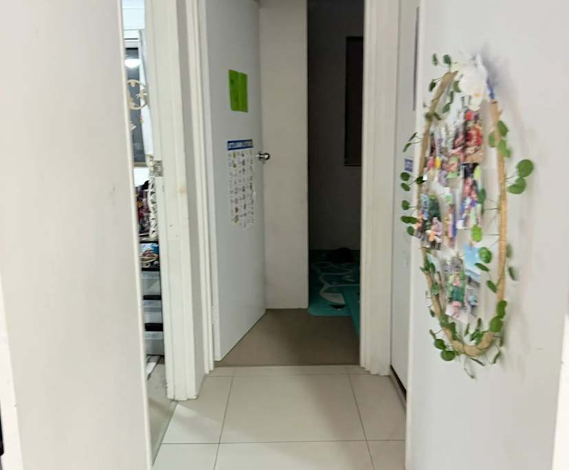 Furnished room in a flatshare