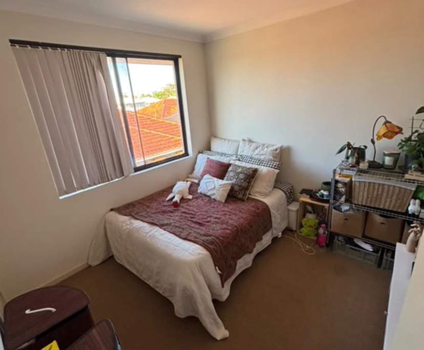 Unfurnished room in a share house