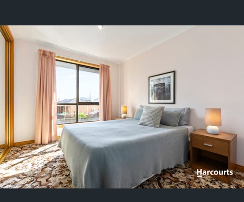 $275, Share-house, 4 bathrooms, Hamlyn Heights VIC 3215