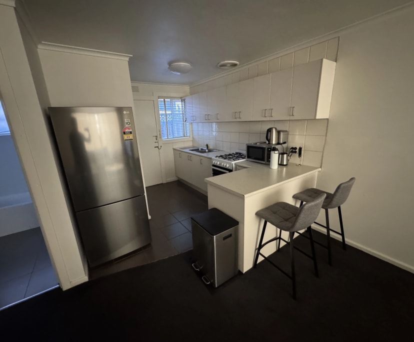 Furnished room in a flatshare