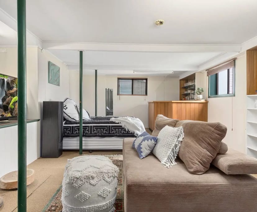 $300, Share-house, 5 bathrooms, Lambton NSW 2299