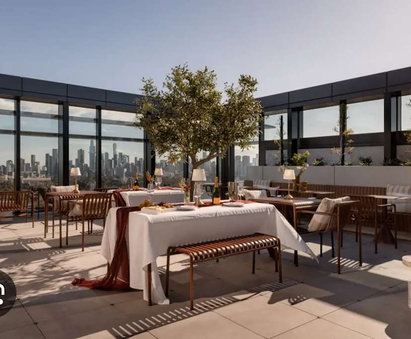 Unfurnished room with own bathroom