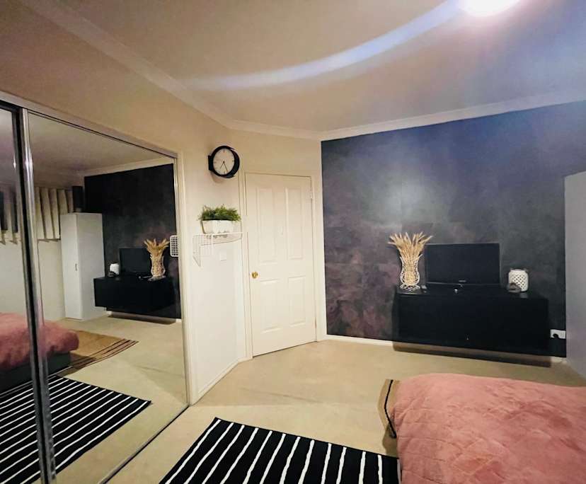 Furnished room in a share house