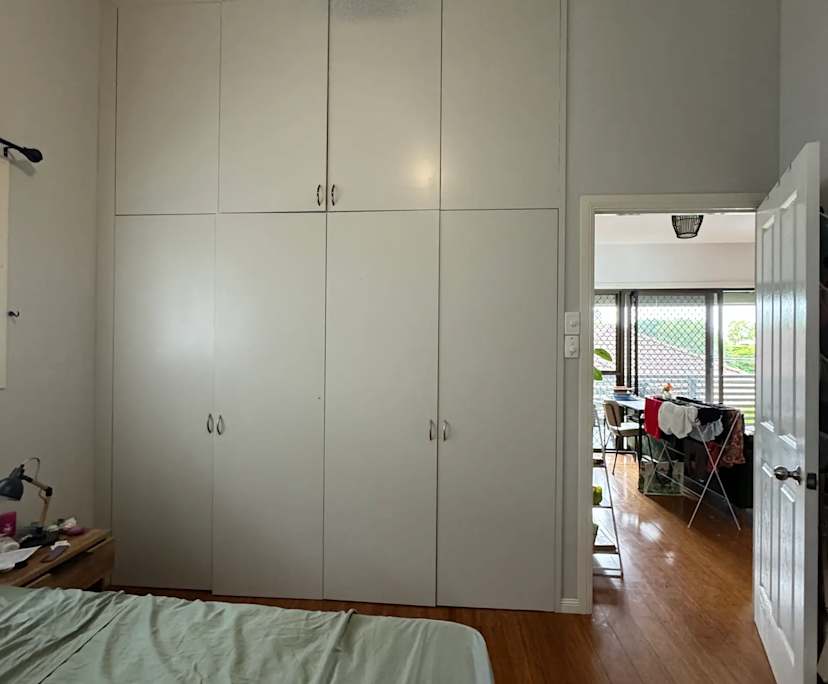 $300, Flatshare, 2 bathrooms, Toowong QLD 4066