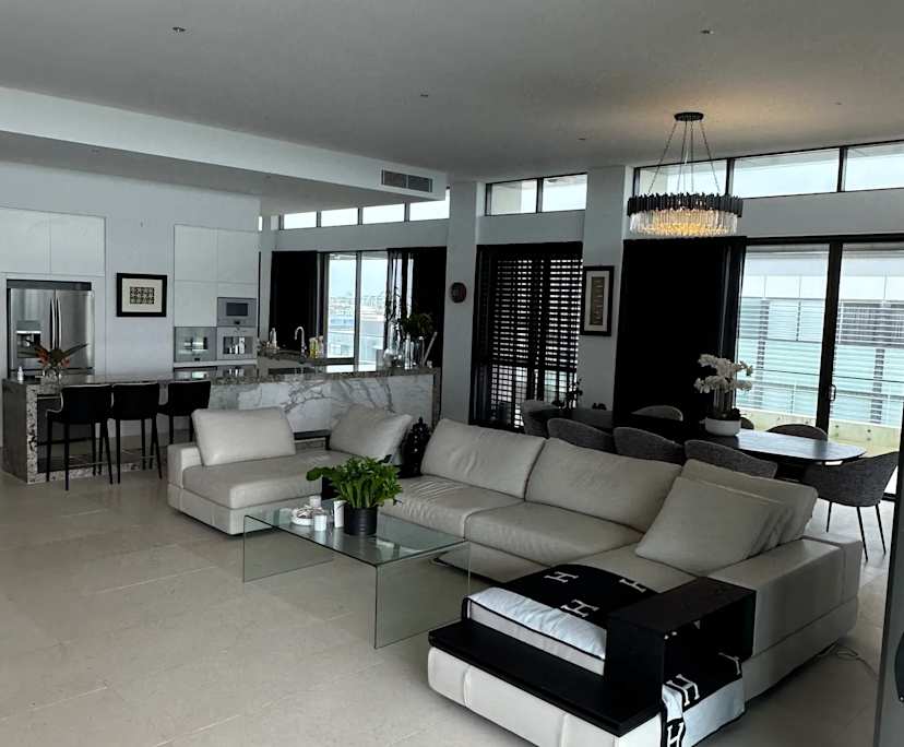 $750, Share-house, 3 bathrooms, Paradise Point QLD 4216