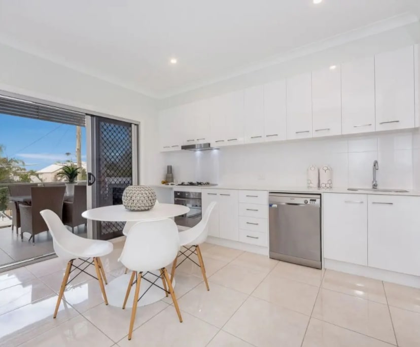 Room for Rent in Manly, Brisbane 290, Unfurnished...