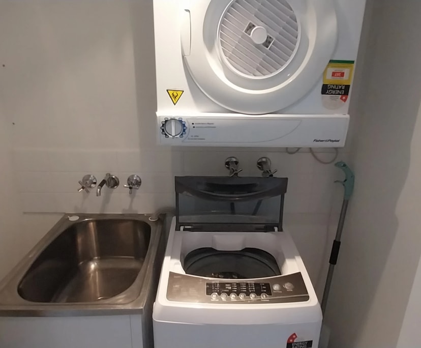 $285, Flatshare, 2 bathrooms, Southport QLD 4215