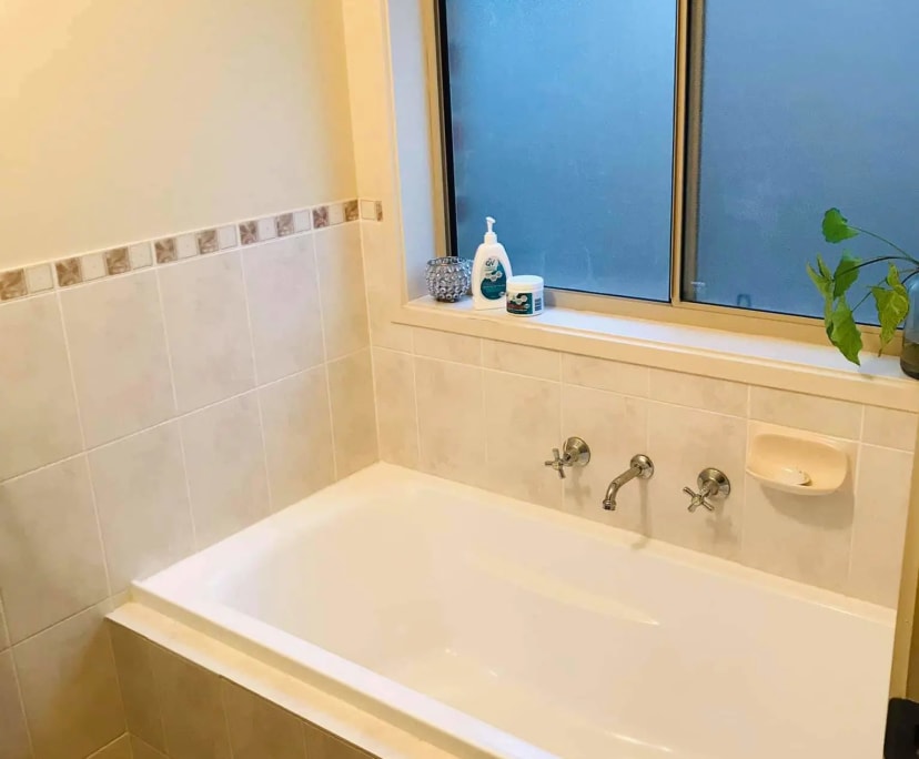 $270, Share-house, 3 bathrooms, Broadview SA 5083