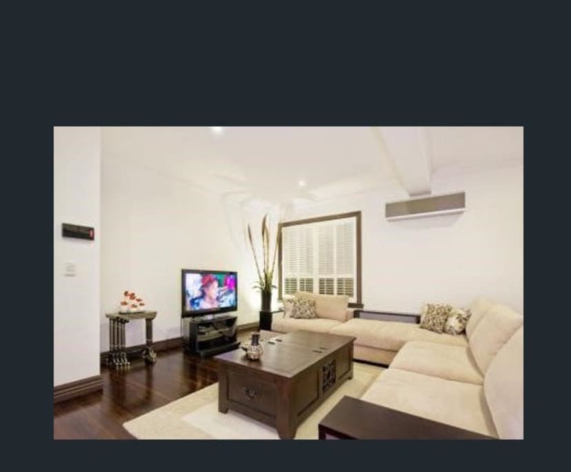 Room in a share house