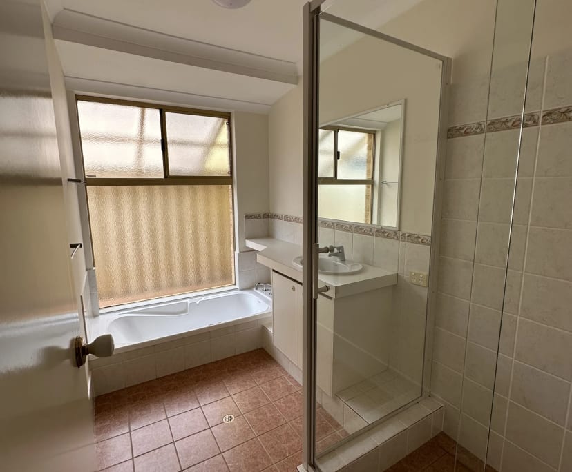 Room in a share house