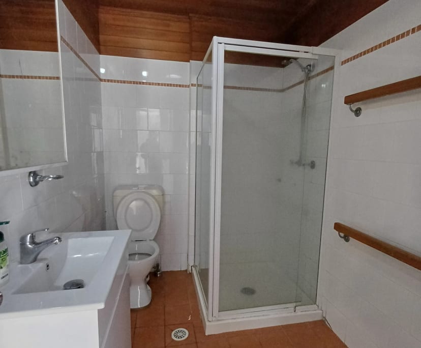 $220, Share-house, 6 bathrooms, Waratah West NSW 2298