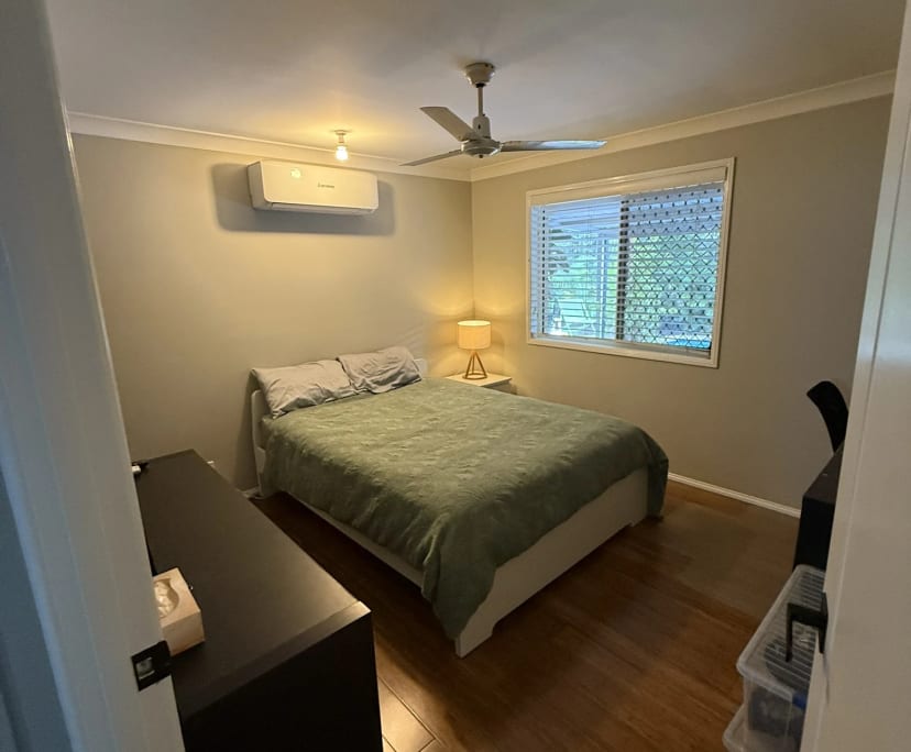 $400, Share-house, 3 bathrooms, Parkwood QLD 4214