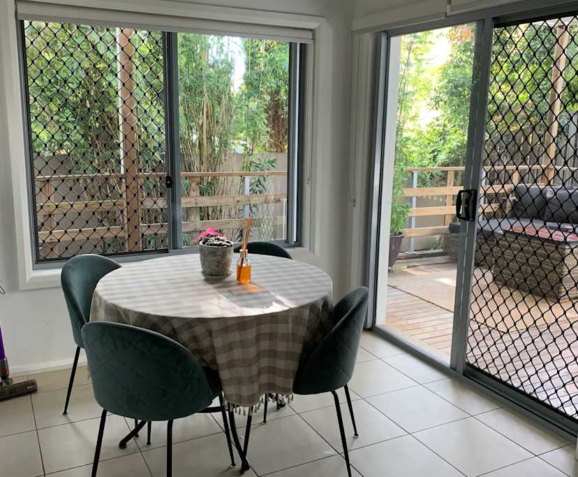 $270, Share-house, 3 bathrooms, Hope Island QLD 4212