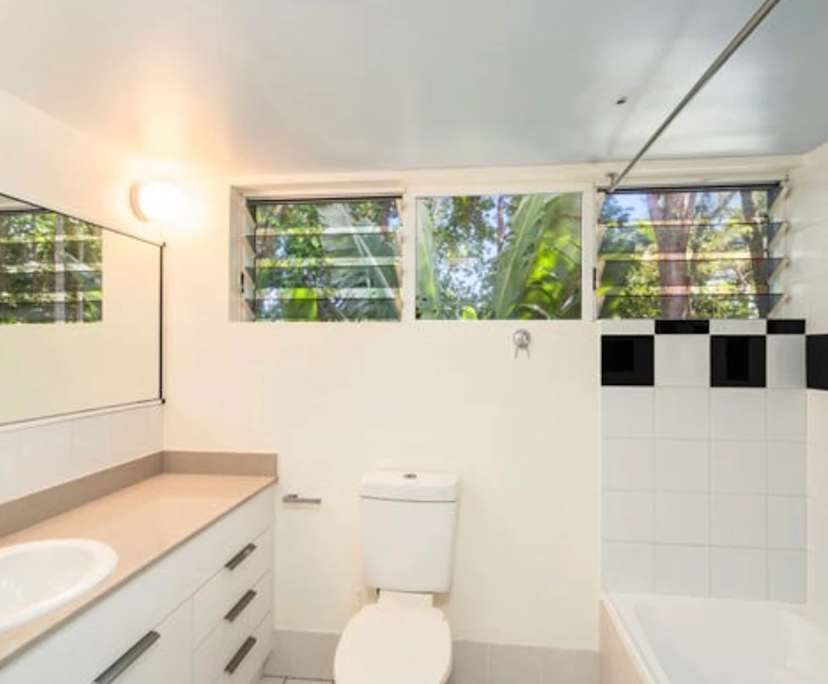 Whole property with 2 rooms for rent