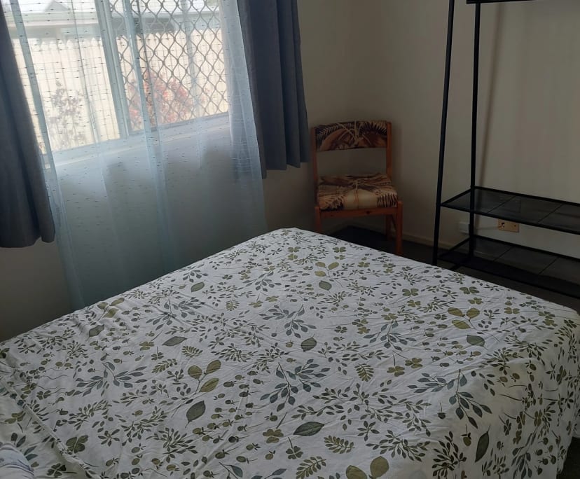 Student for Rent in Avoca, QLD 200,...